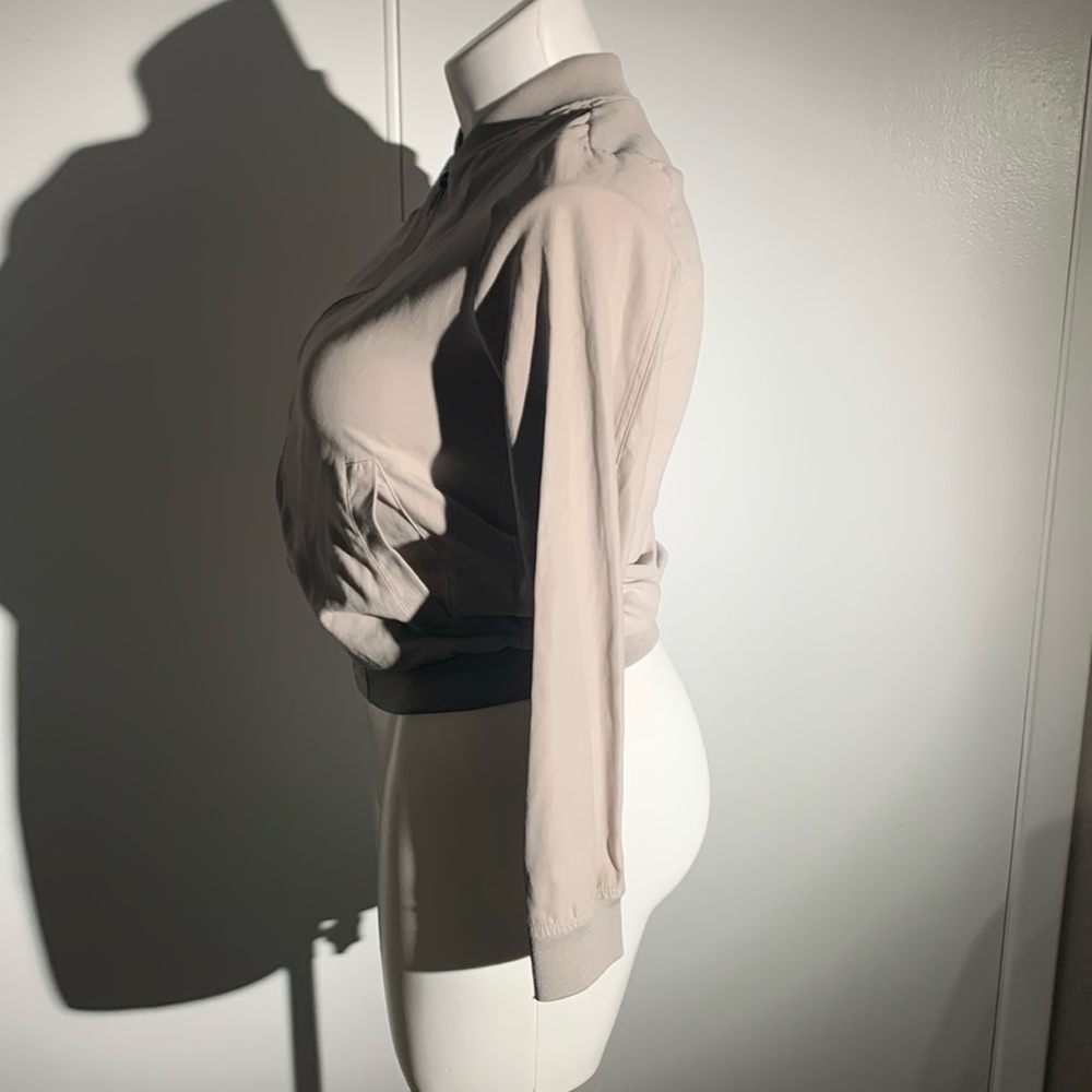 Be Cool Jacket - Picture 2 of 4